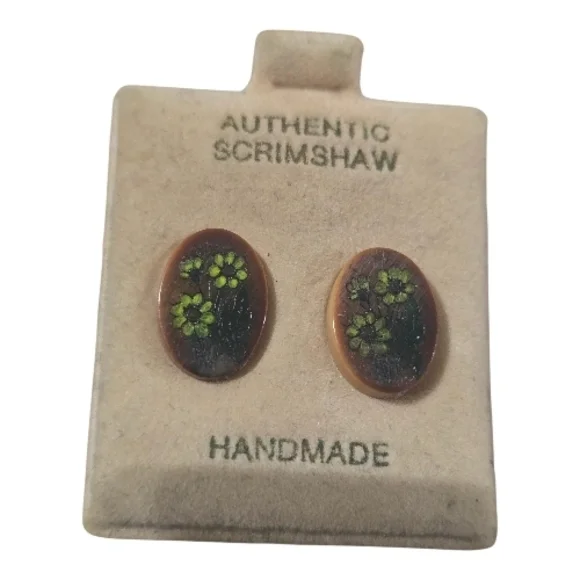 Source Unknown Green Floral Earrings - Picture 2 of 4